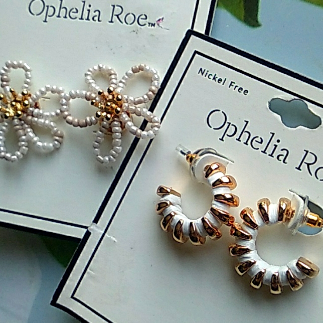 Flower Beaded Earrings And White/Gold Hoops Set